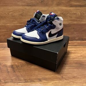Jordan 1 Retro High OG "Rare Air" Toddler Kids' Shoe